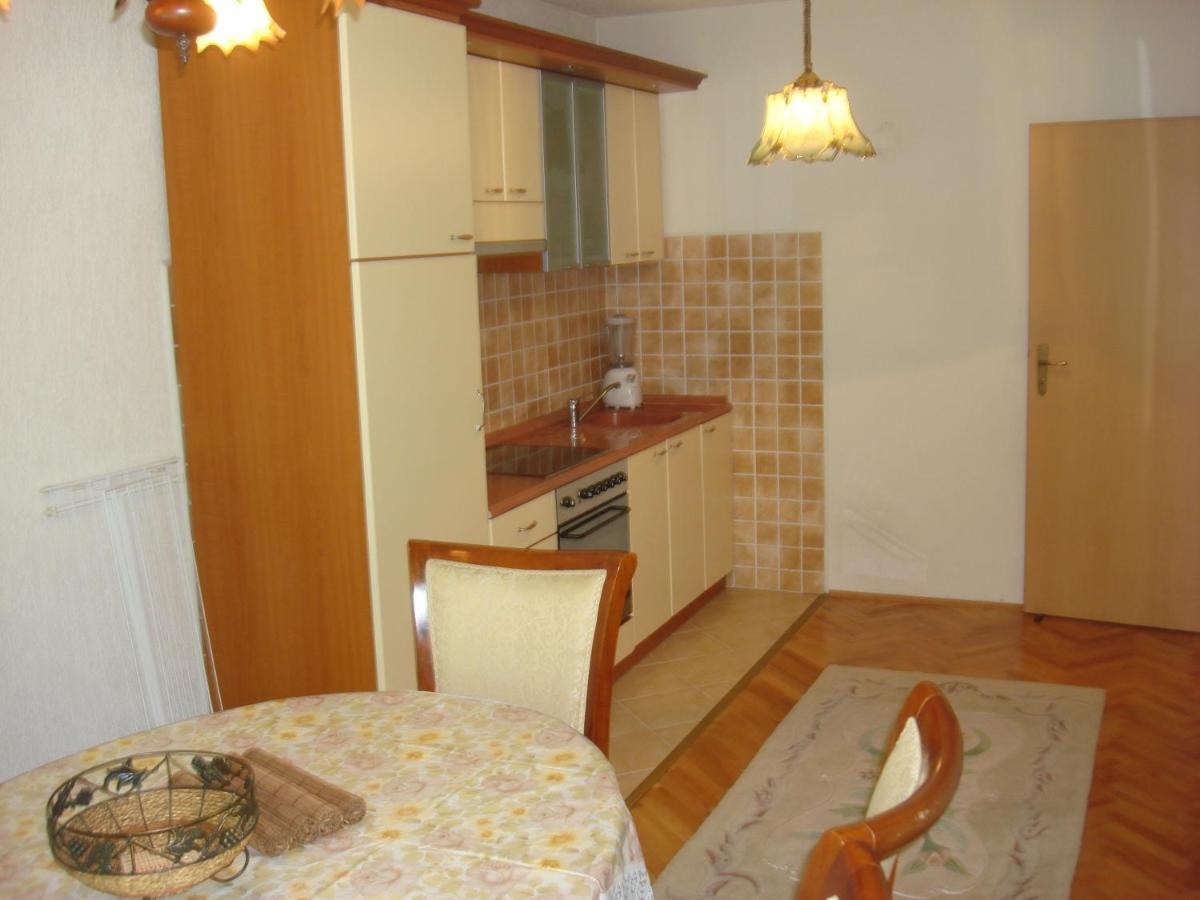 פרישטינה Jani Apartment מראה חיצוני תמונה