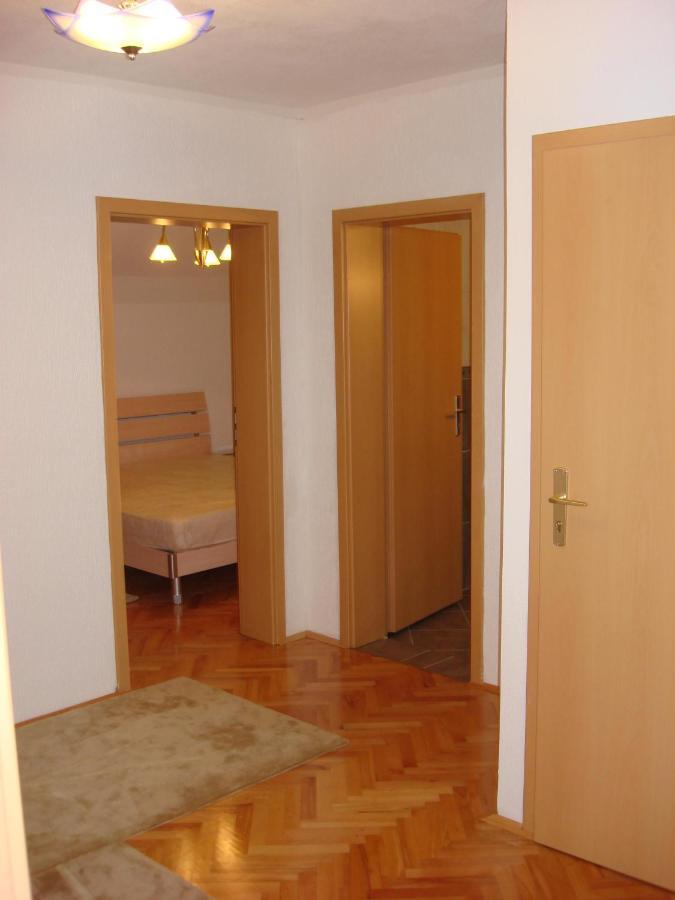 פרישטינה Jani Apartment מראה חיצוני תמונה